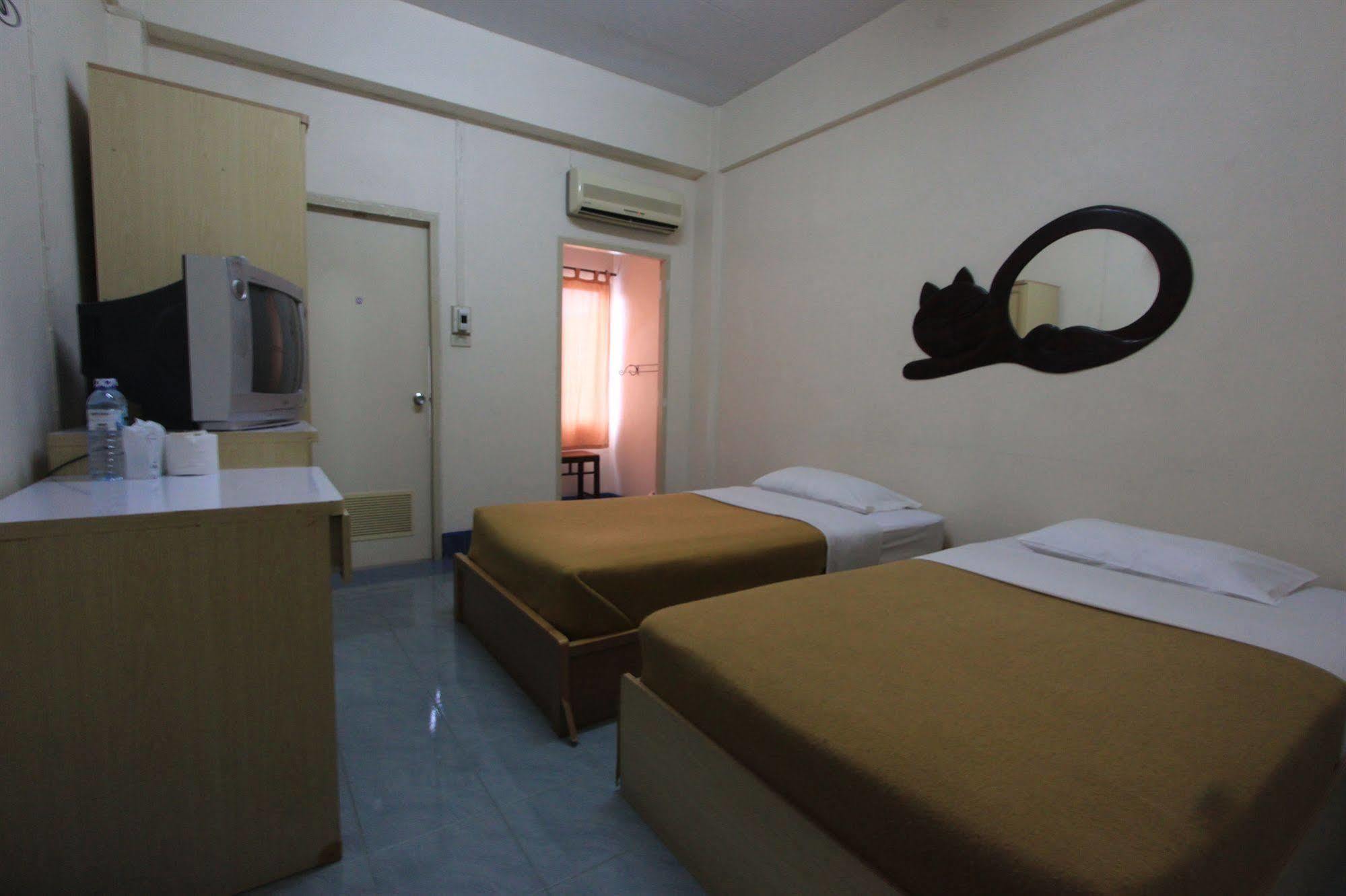 Manee Cool Mueang Otel Chiang Mai Dış mekan fotoğraf