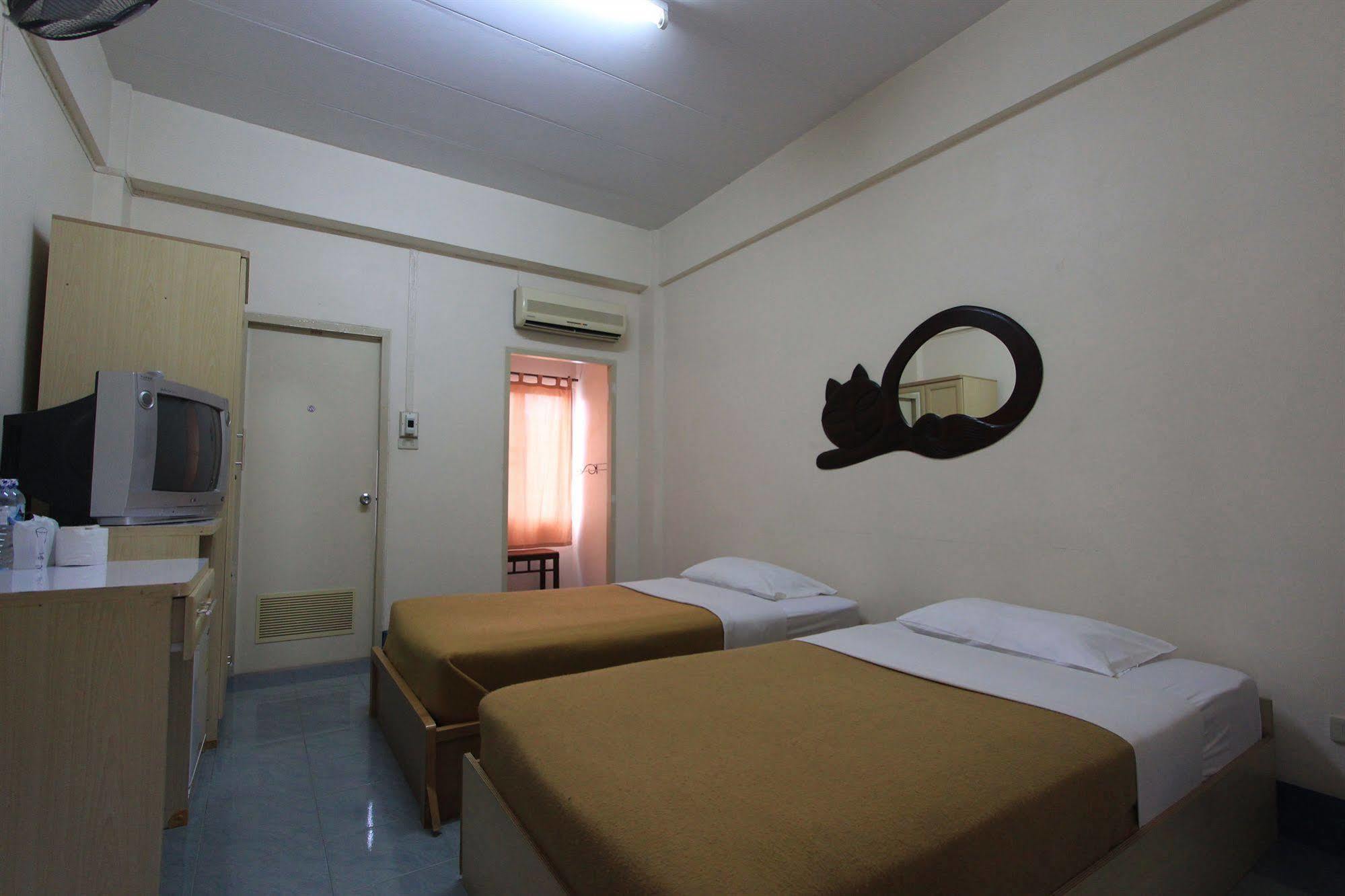 Manee Cool Mueang Otel Chiang Mai Dış mekan fotoğraf