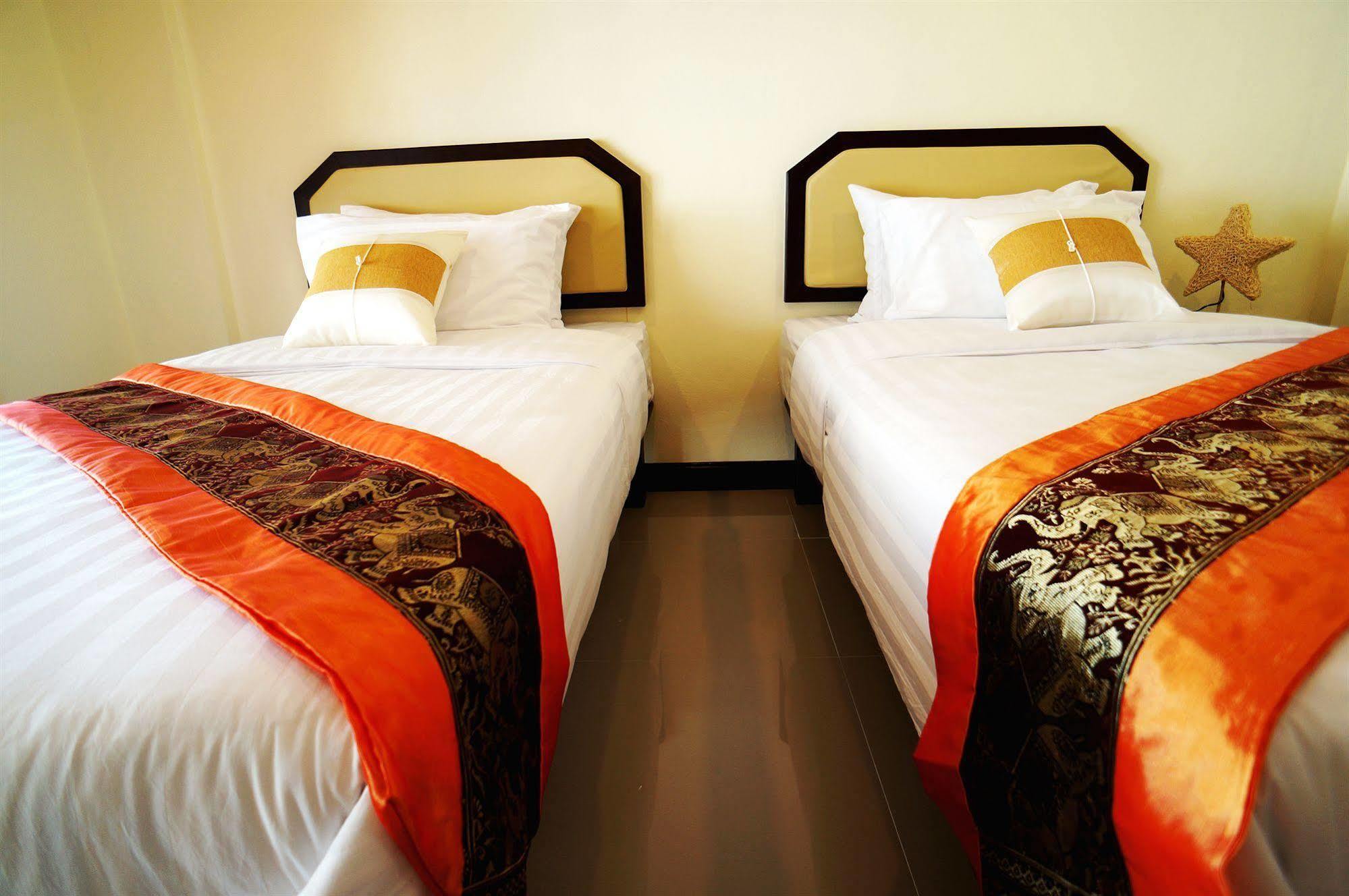 Manee Cool Mueang Otel Chiang Mai Dış mekan fotoğraf