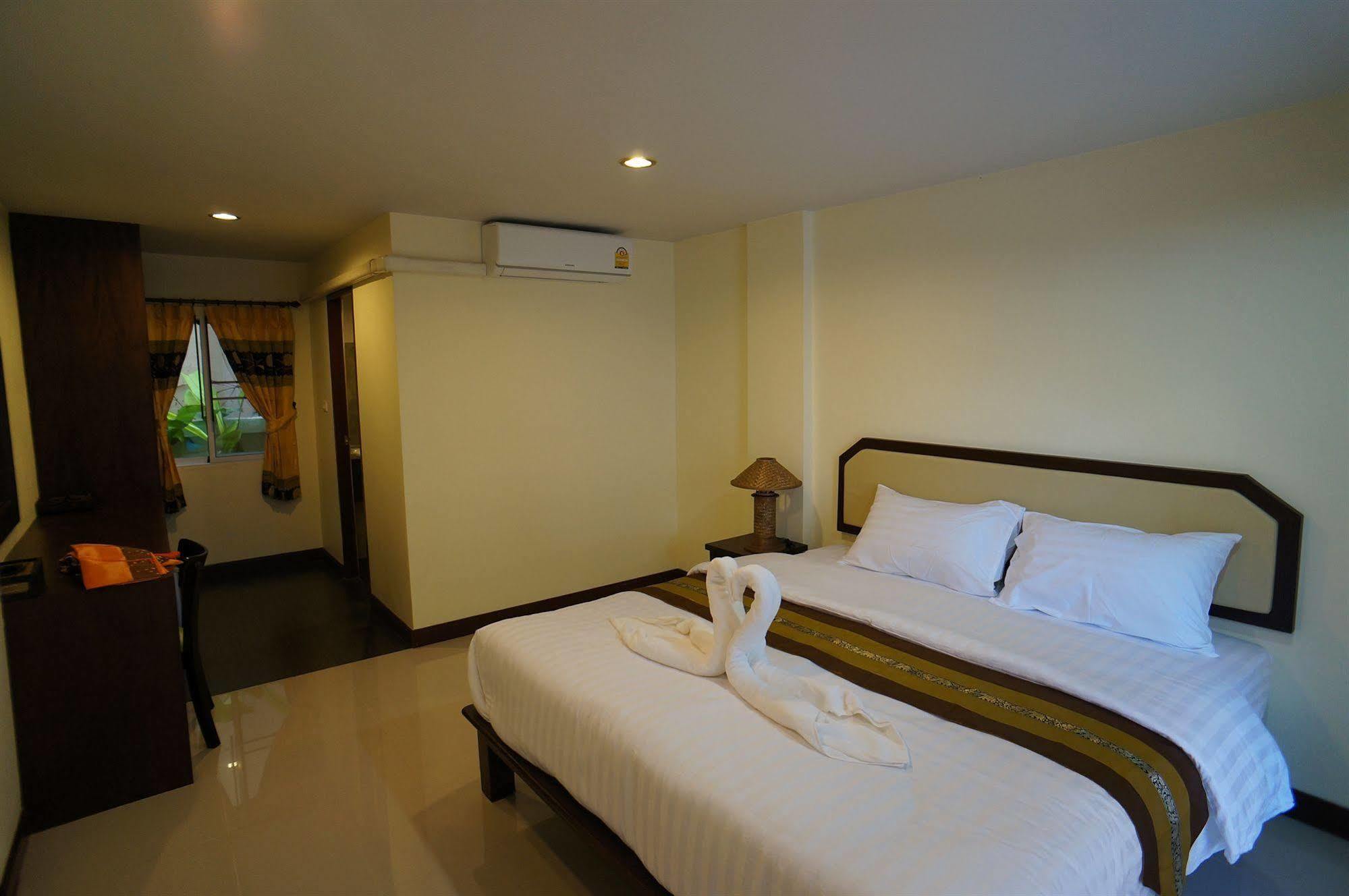 Manee Cool Mueang Otel Chiang Mai Dış mekan fotoğraf
